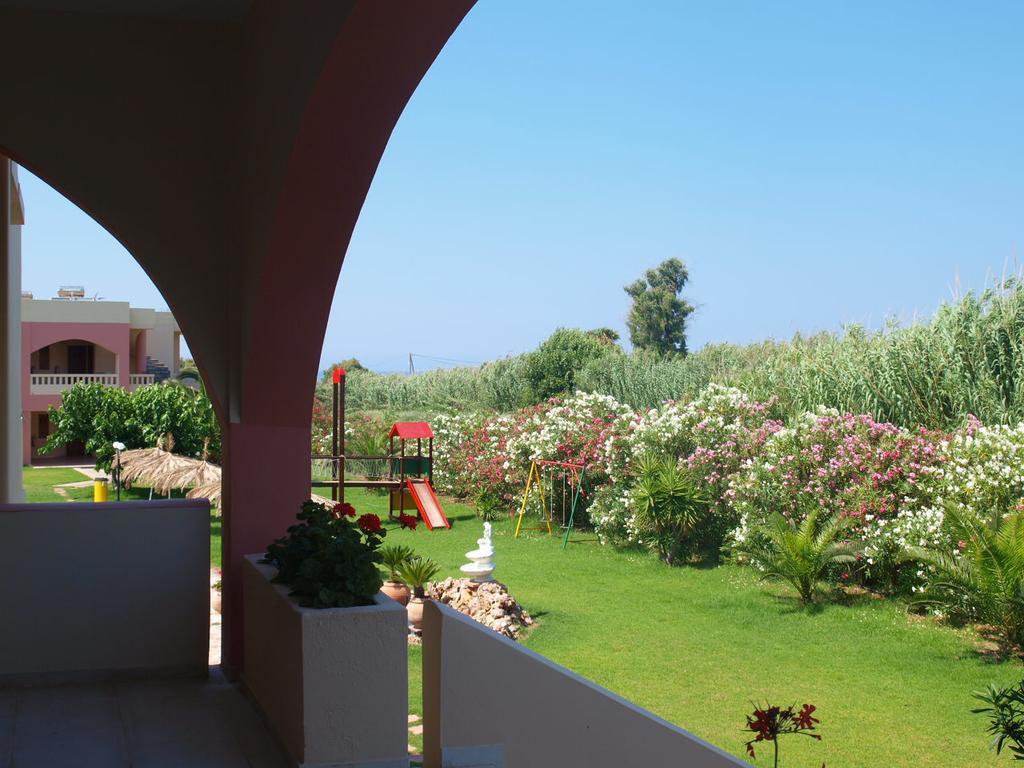 Villa Rita Apartments A Tavronitis Dış mekan fotoğraf