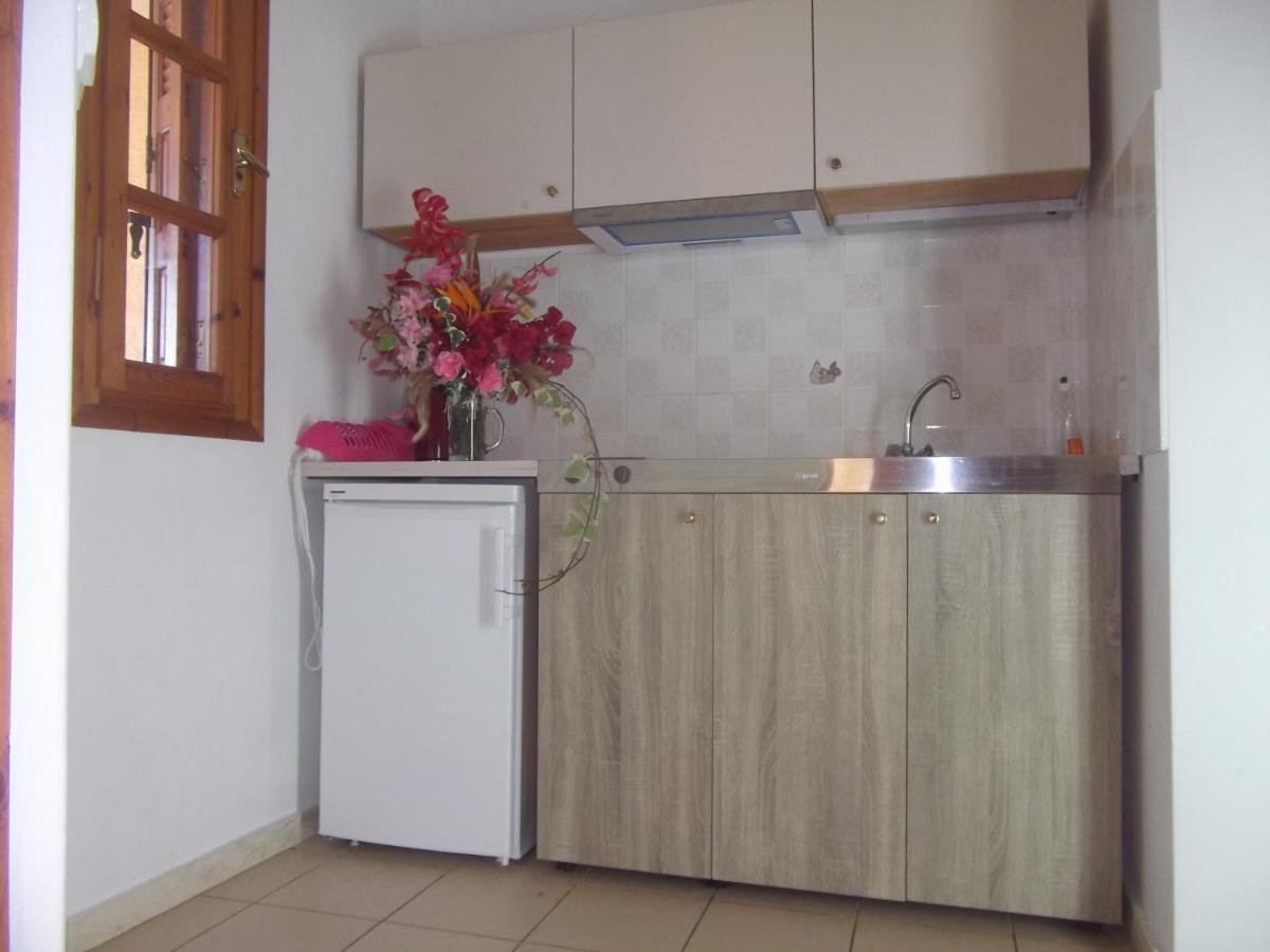 Villa Rita Apartments A Tavronitis Dış mekan fotoğraf