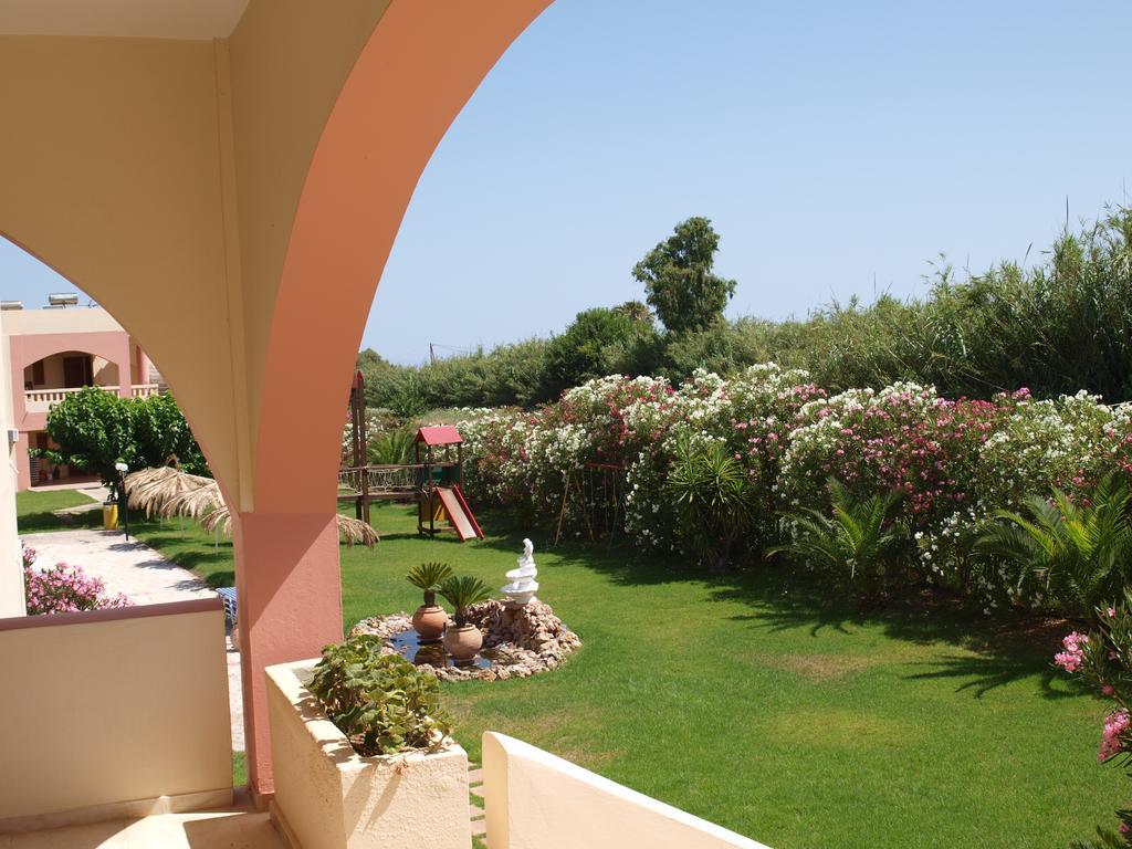 Villa Rita Apartments A Tavronitis Dış mekan fotoğraf