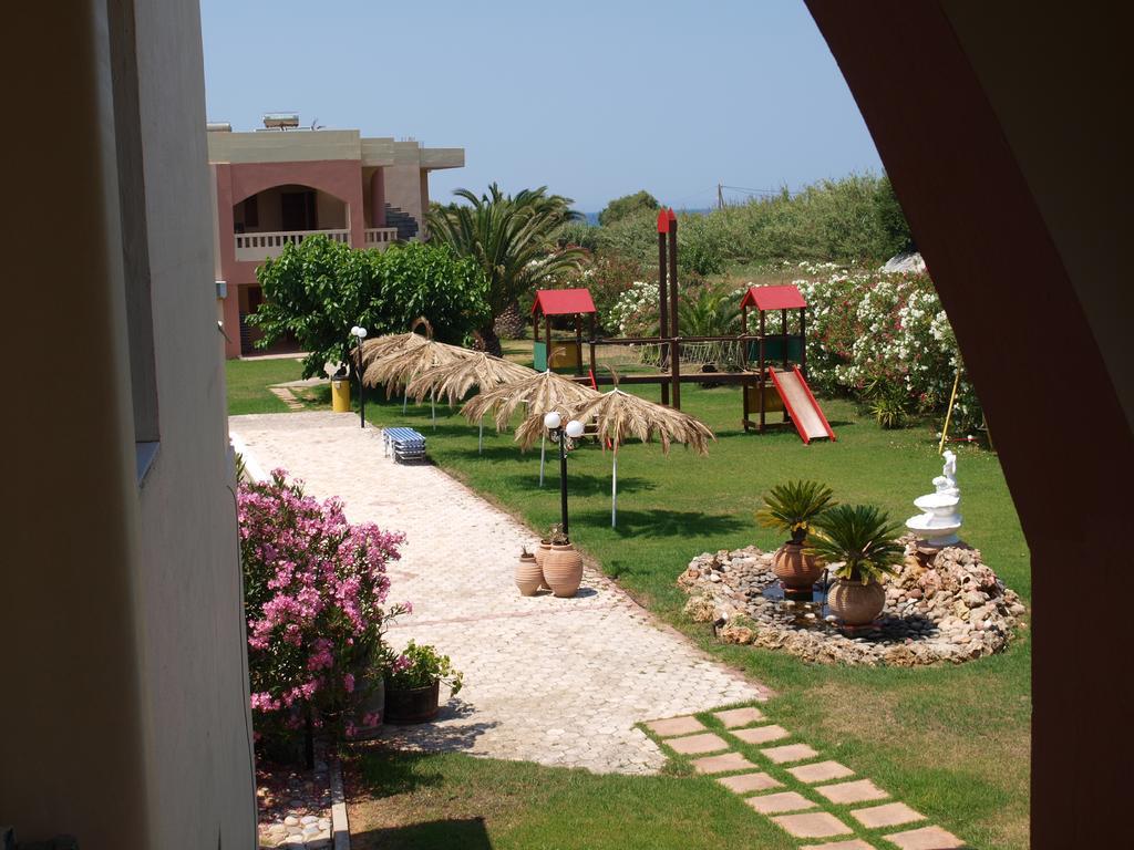 Villa Rita Apartments A Tavronitis Dış mekan fotoğraf
